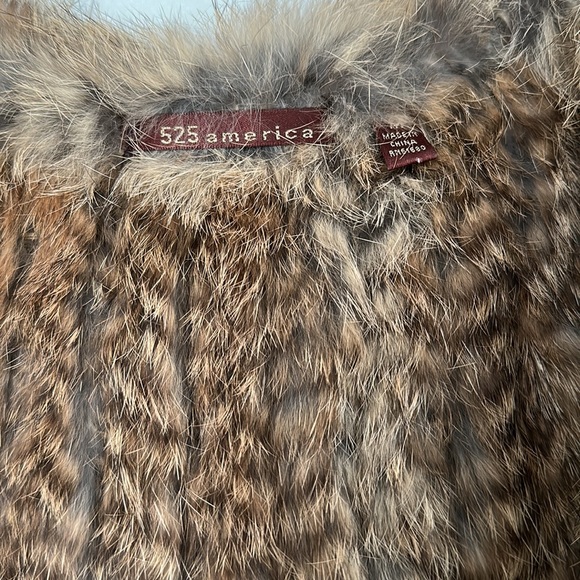 Rabbit fur vest - Picture 2 of 4